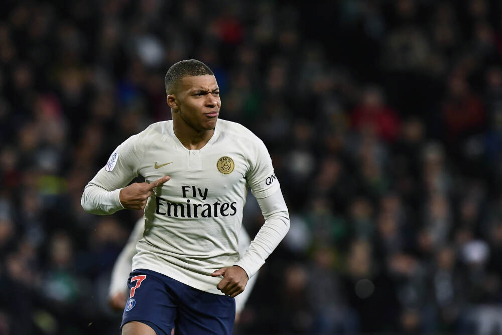 “双城”引领！川渝经济总量突破10万亿元